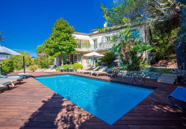 Villa mit Pool in Mandelieu-la-Napoule