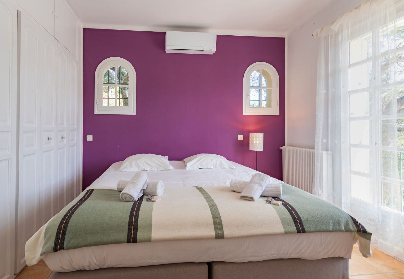 Villa in Mandelieu-la-Napoule - VILLA JUSTINE VI4239 By Riviera Holiday Homes