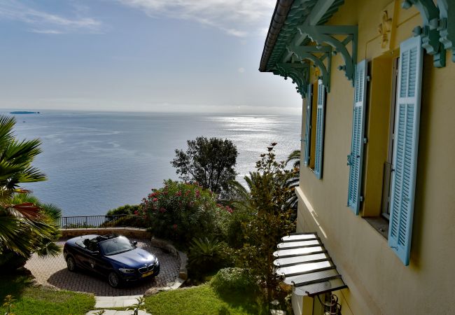Villa 06LERI - Umzäuntes Grundstück mit Privatparkplatz und Meerblick - Théoule-sur Mer, Côte d'Azur