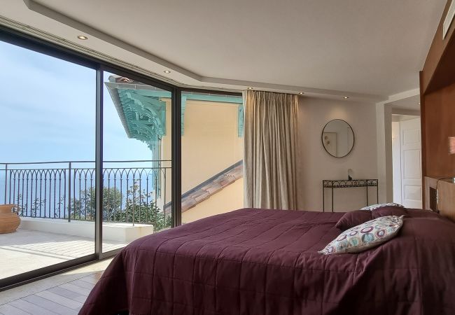Villa 06LERI - Hauptschlafzimmer mit Meerblick und Terrasse - Théoule-sur Mer, Côte d'Azur
