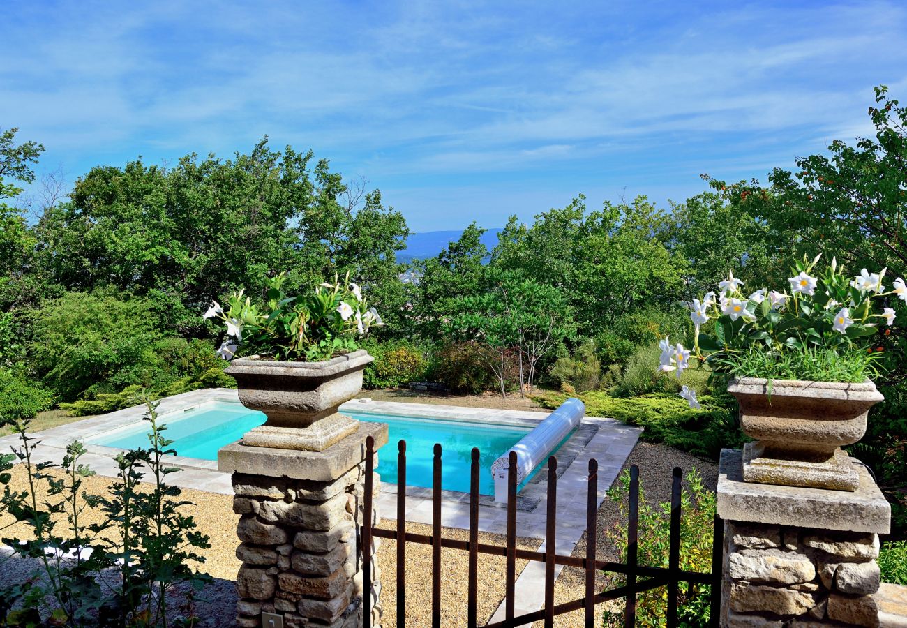 Villa in Apt - Vue Saignon