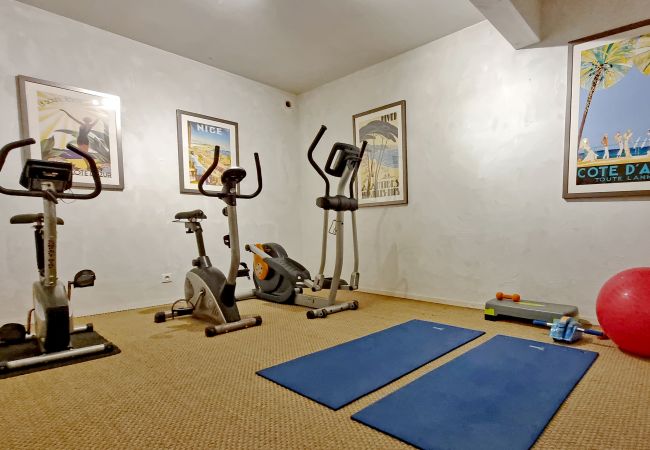 06LOUB Ferienhaus mit Fitnessraum mit Geräten und Yogamatten - Cabris, Côte d'Azur