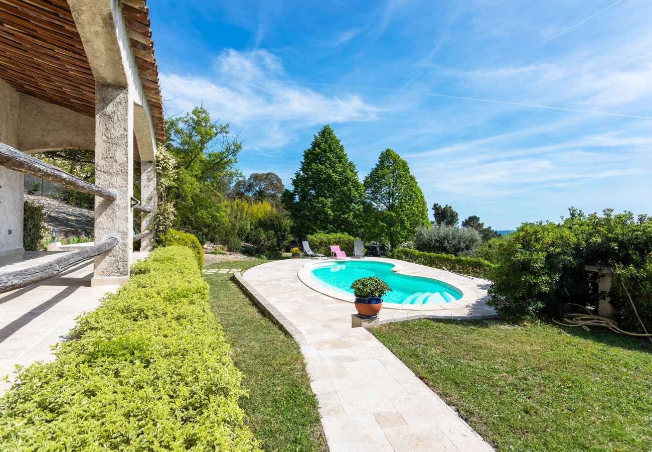 Villa à Berre-les-Alpes - VILLA ROCHE GRISE VI3010 by RIVIERA HOLIDAY HOMES