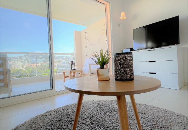 Appartement à Cannes - Apt moderne et lumineux / PALM BEACH CASTA DIVA