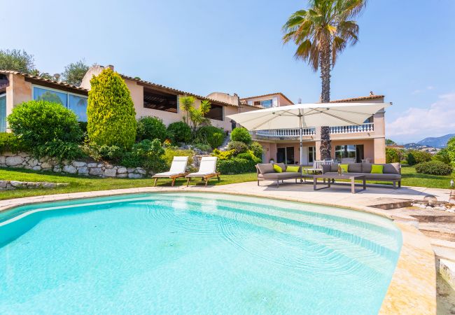 villa à Nice - VILLA SOLEILLA  VI4367 By Riviera Holiday Homes