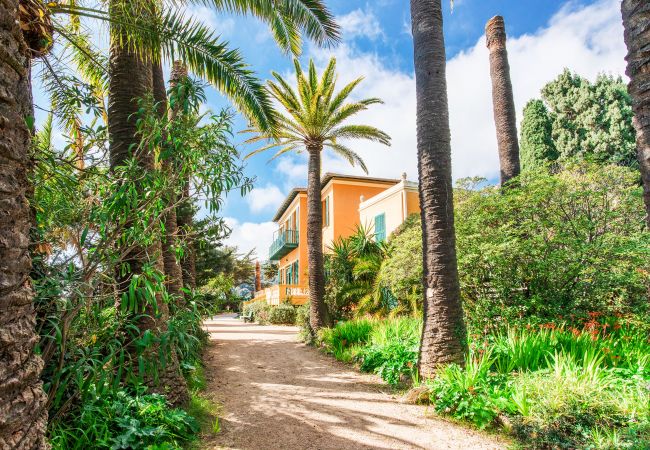 Villa in Cap-d´Ail - VILLA ROC FLEURY VI1094 by RIVIERA HOLIDAY HOMES