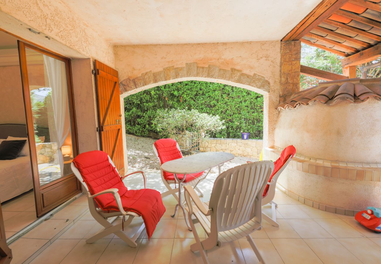 Villa in Tourrette-Levens - LA ROHIERE VI4129 by RIVIERA HOLIDAY HOMES