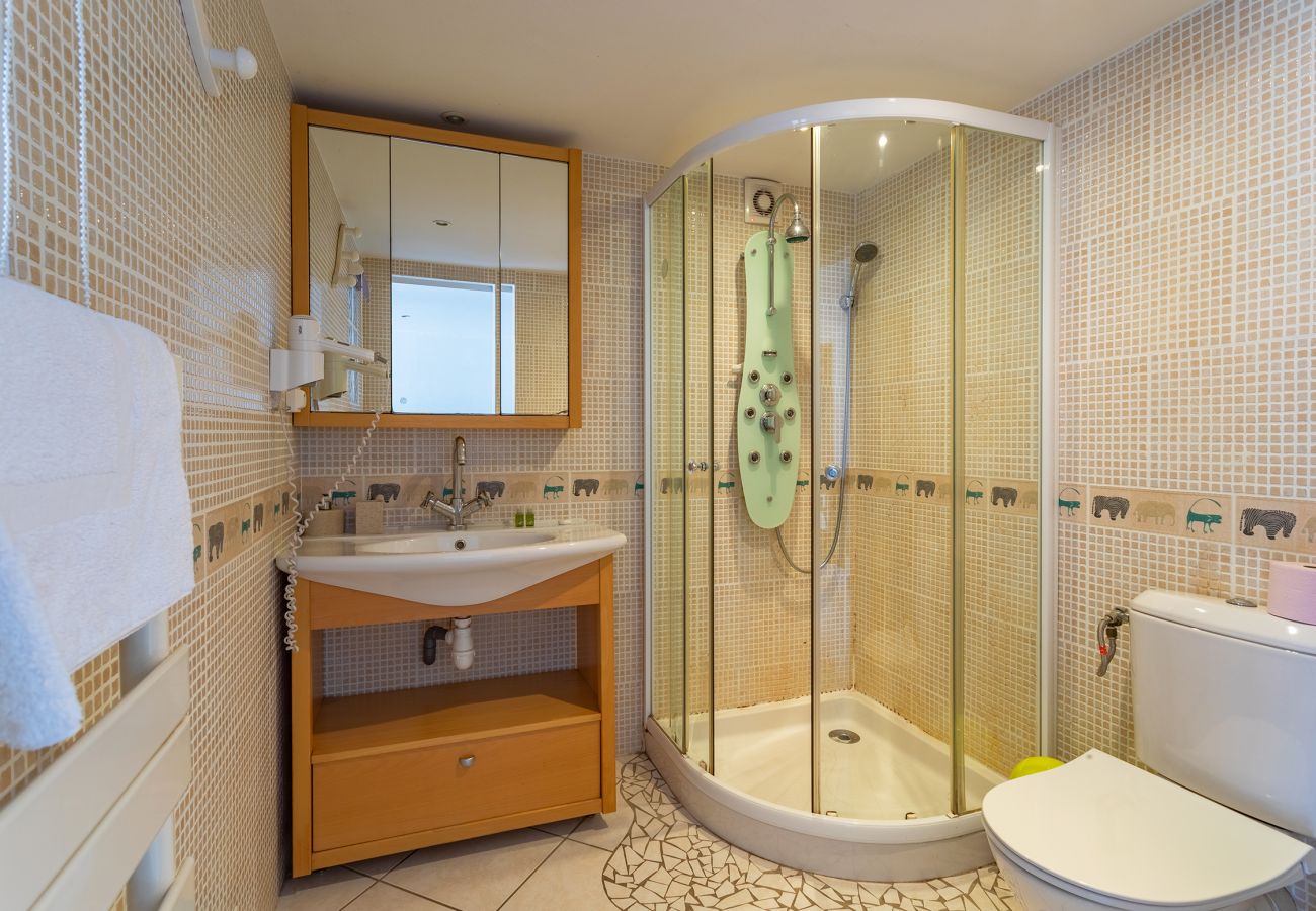 Villa in Mandelieu-la-Napoule - VILLA JUSTINE VI4239 By Riviera Holiday Homes