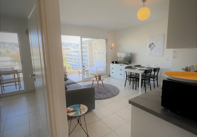 Appartement in Cannes - Apt moderne et lumineux / PALM BEACH CASTA DIVA