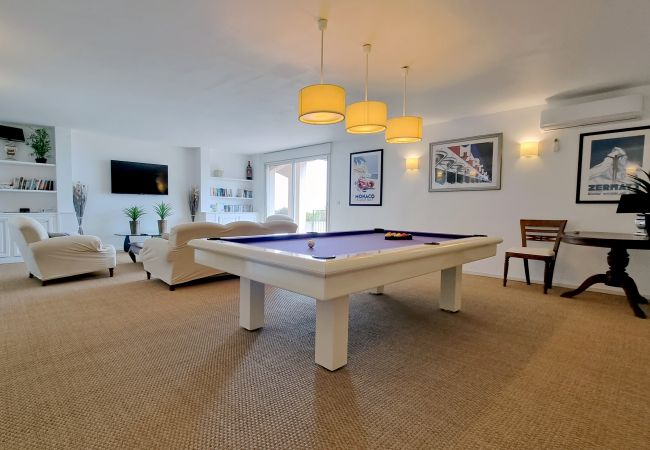 06LOUB vakantiehuis met game room met biljart en flatscreen lounge - Cabris, Côte d'Azur