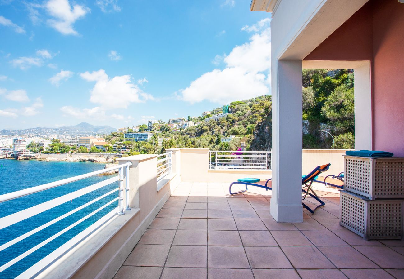 Villa with terrace and sea view