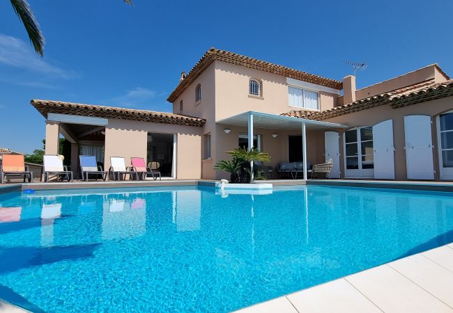 Villa/Dettached house in Sainte-Maxime - 83BONNET · Villa Bonnet