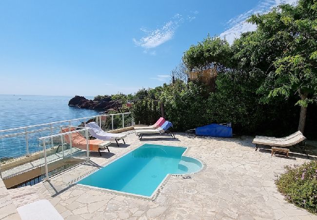 Villa in Théoule-sur-Mer - 506CAD · Villa Lou Cade